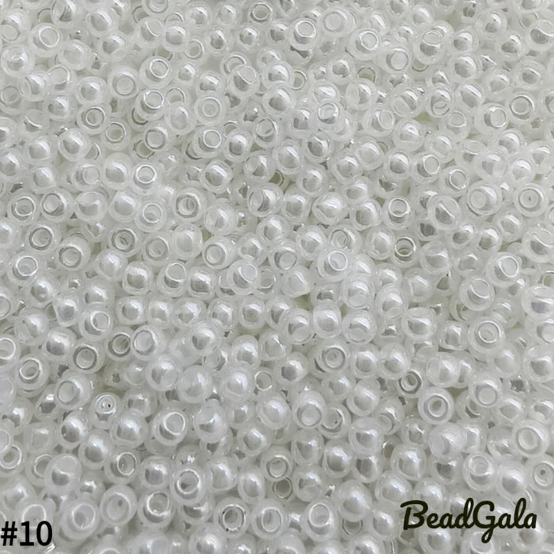 2mm Cream Glass Seed Beads 11/0 SB10