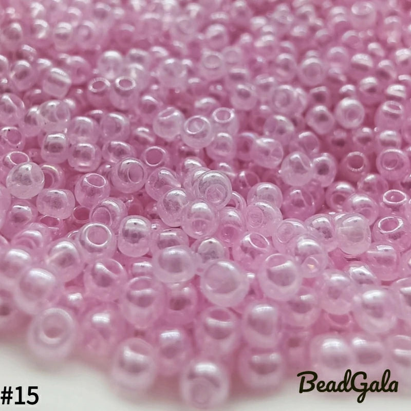 2mm Cream Glass Seed Beads 11/0 SB15