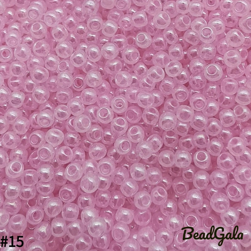 2mm Cream Glass Seed Beads 11/0 SB15
