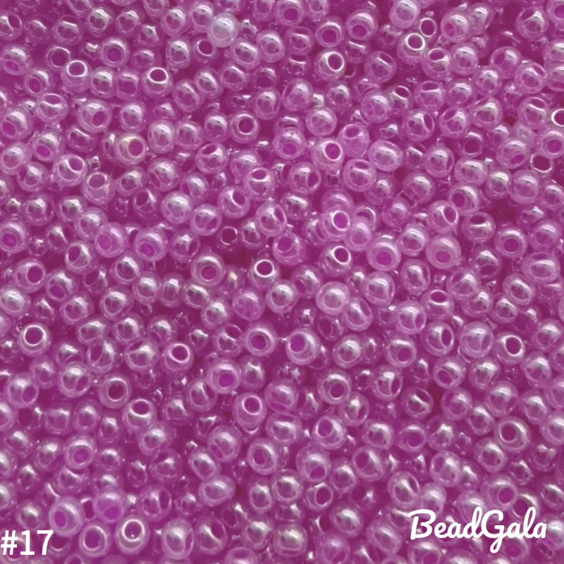 2mm Cream Glass Seed Beads 11/0 SB17
