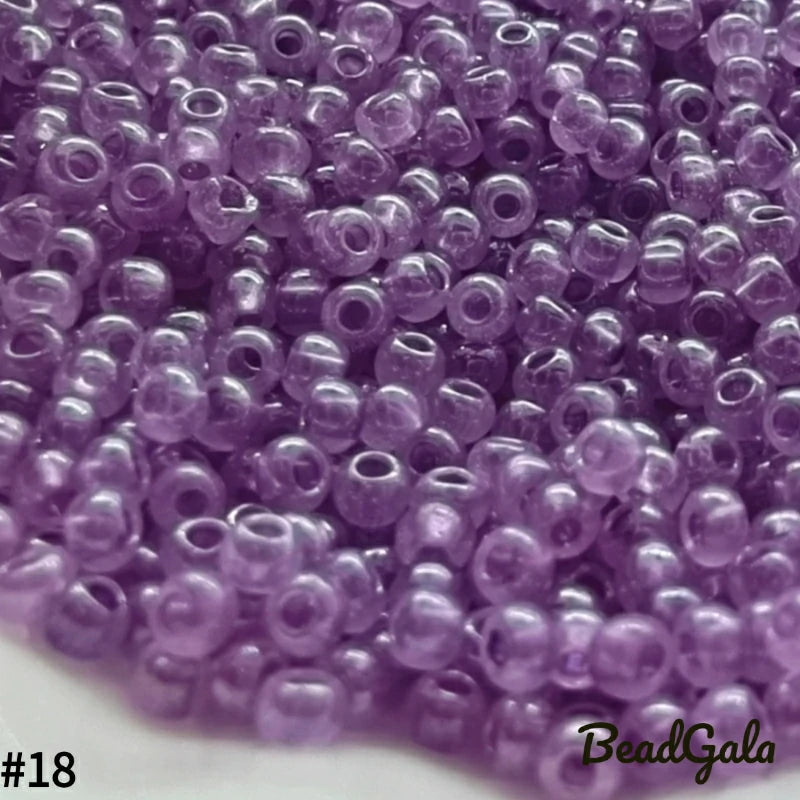 2mm Cream Glass Seed Beads 11/0 SB18
