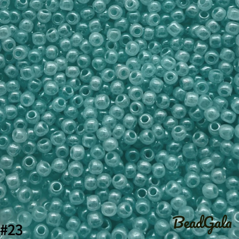 2mm Cream Glass Seed Beads 11/0 SB23